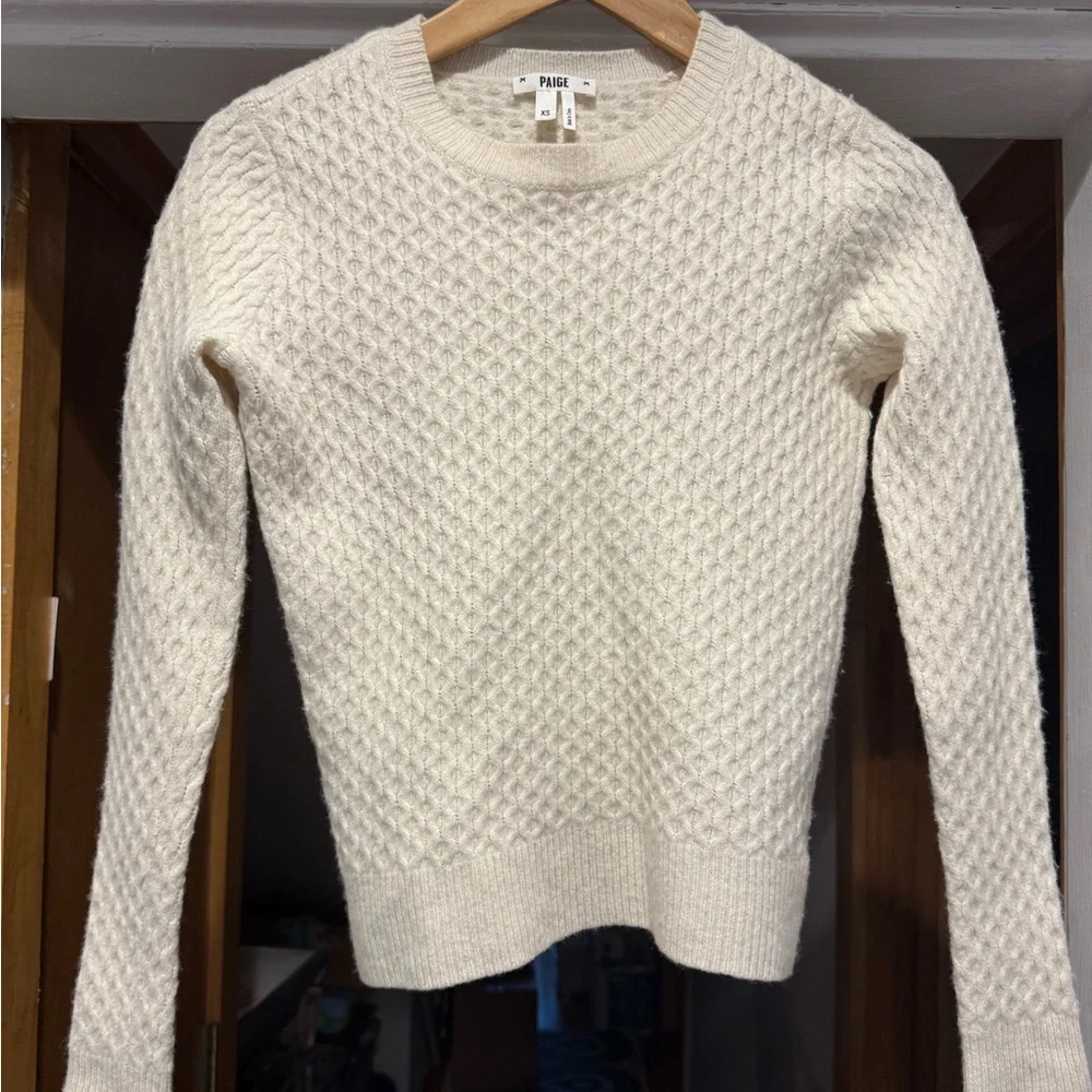 Beautiful Paige wool knit sweater in cream - Picture 1 of 4